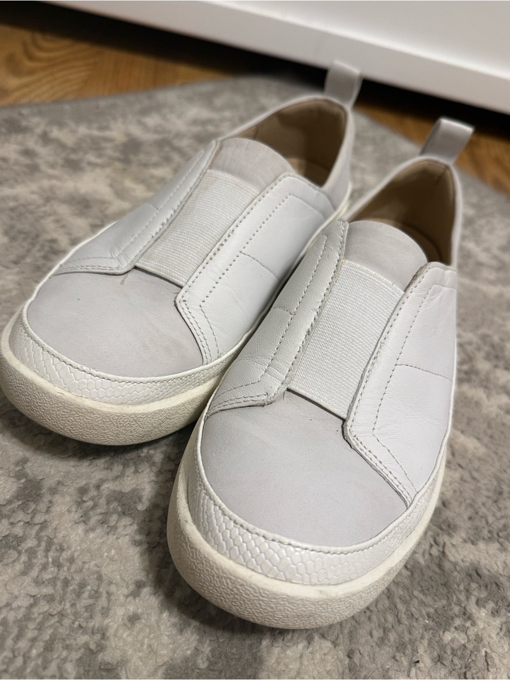 Vionic White Slip-On Leather Sneakers with Textured Toe